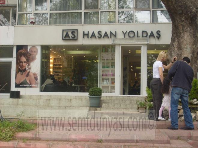 As Hasan Yoldaş Kuaför